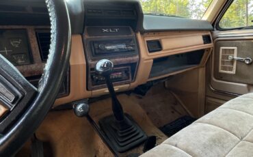 Ford-F-250-1985-12