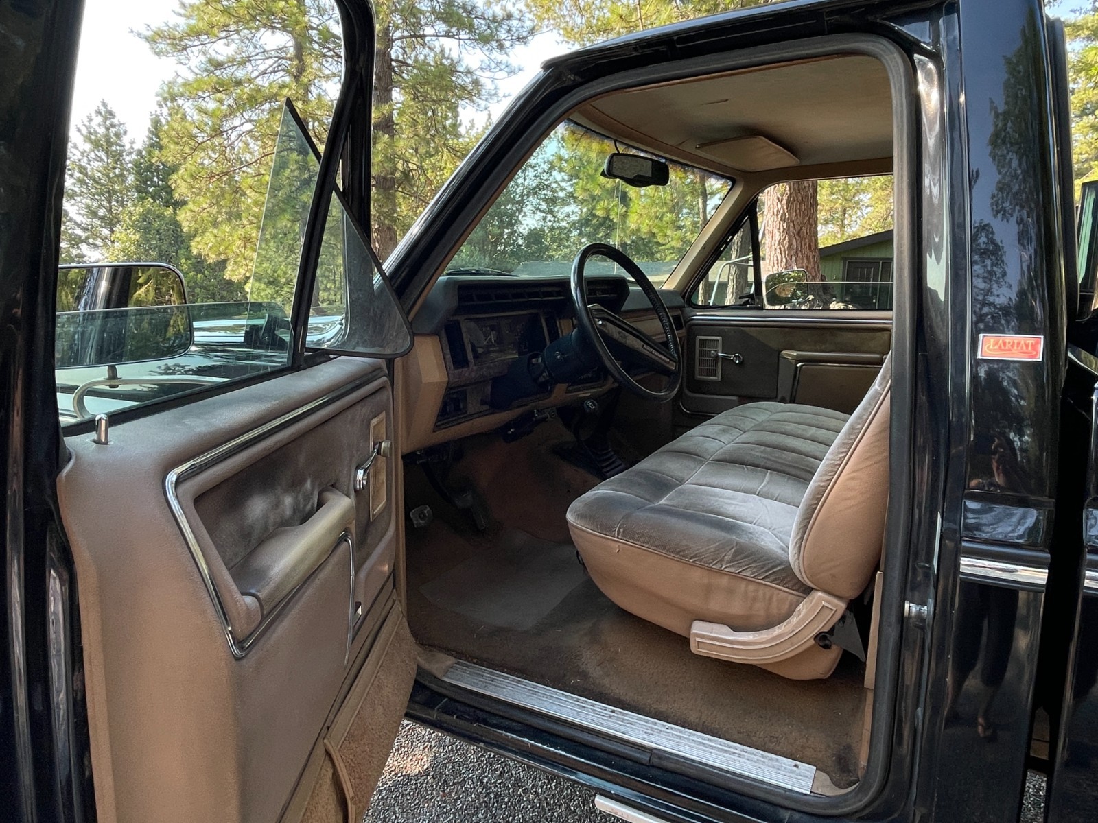 Ford-F-250-1985-9