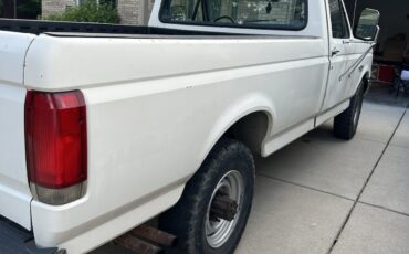Ford-F-250-1989-Standard-Cab-Pickup-5