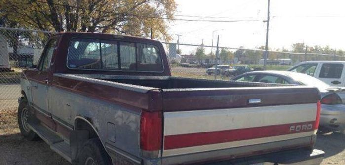 Ford-F-250-1991-RedSilver-RedSilverBlack-6
