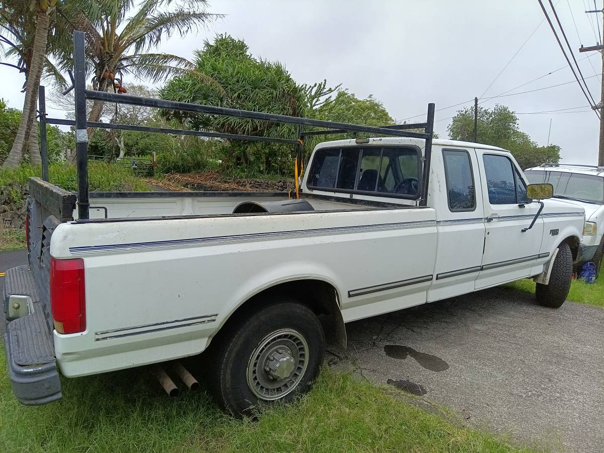Ford-F-250-1992-white-1