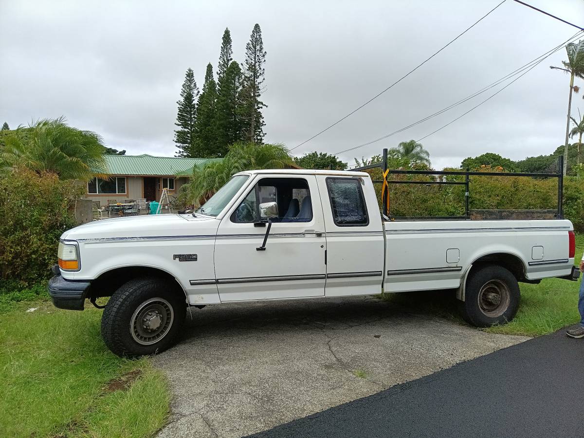 Ford-F-250-1992-white-2