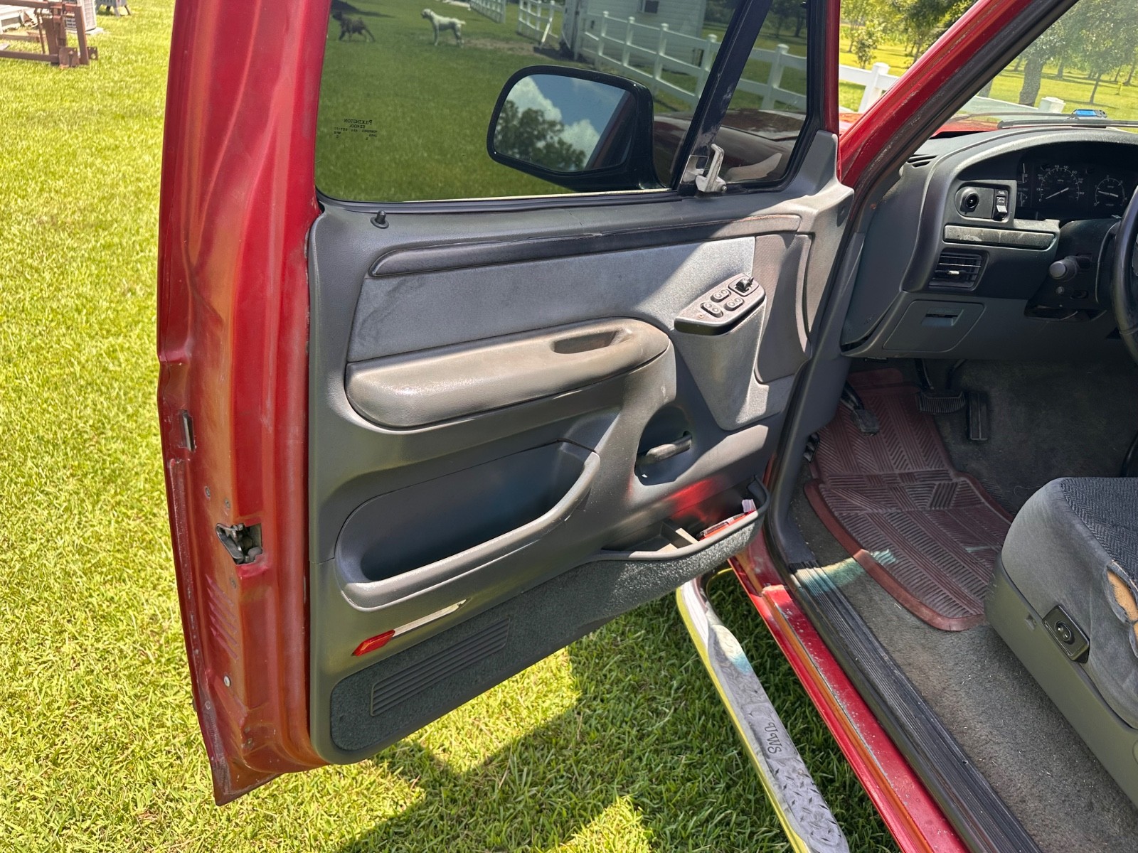 Ford-F-250-1993-Extended-Cab-Pickup-24