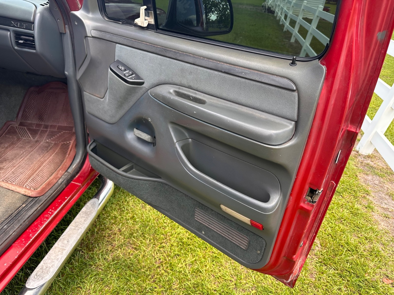 Ford-F-250-1993-Extended-Cab-Pickup-32
