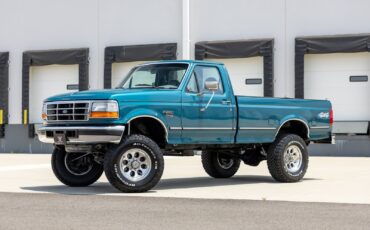 Ford-F-250-1995-Pickup-Truck-1