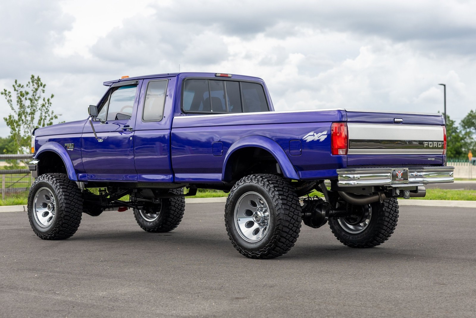 Ford-F-250-1995-Pickup-Truck-11
