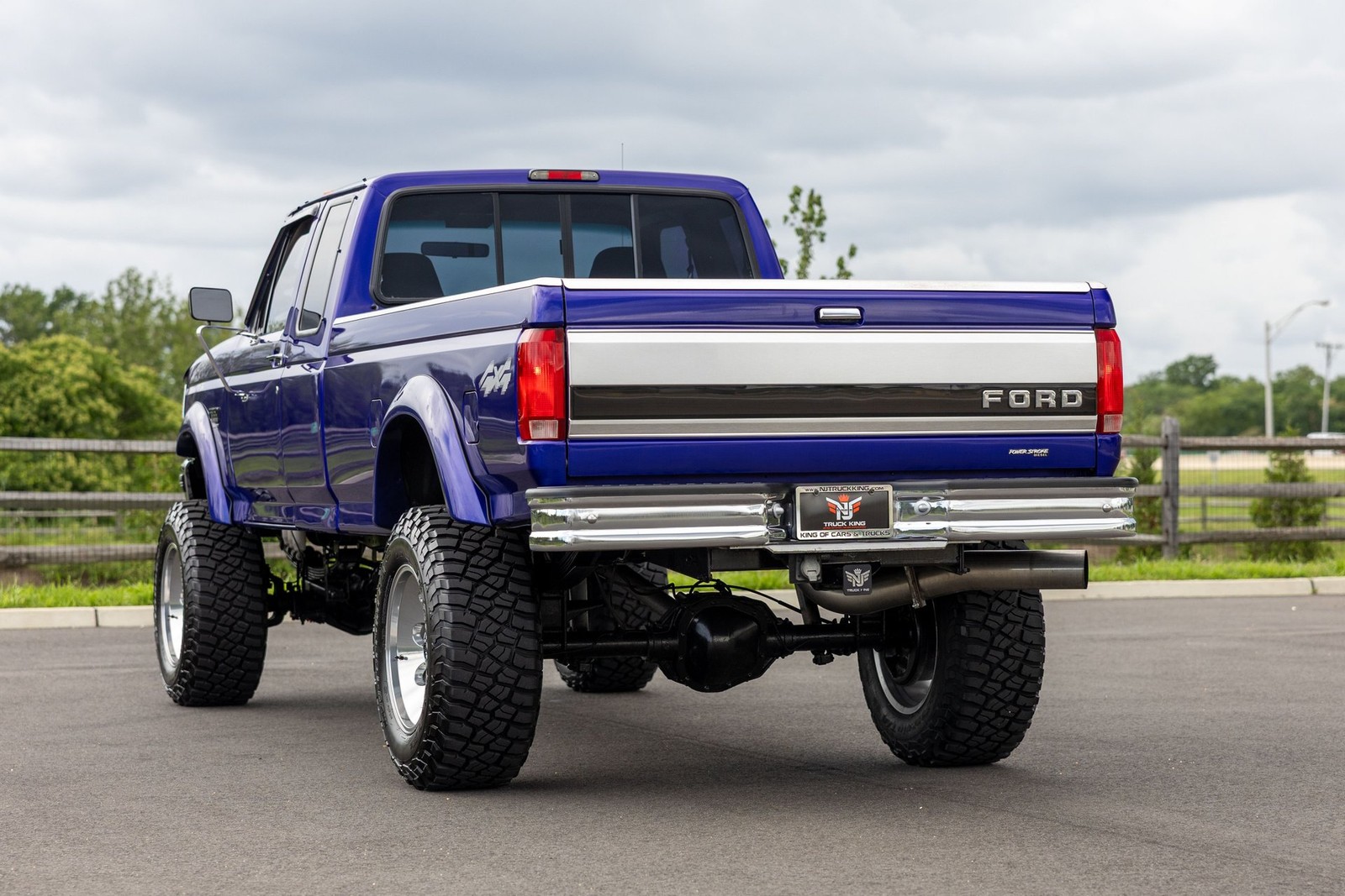 Ford-F-250-1995-Pickup-Truck-12