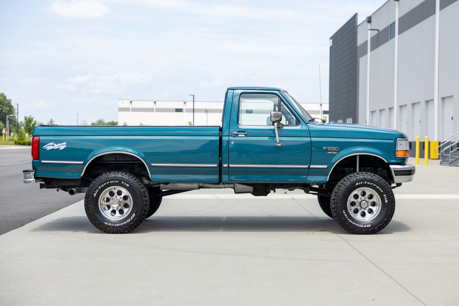 Ford-F-250-1995-Pickup-Truck-15