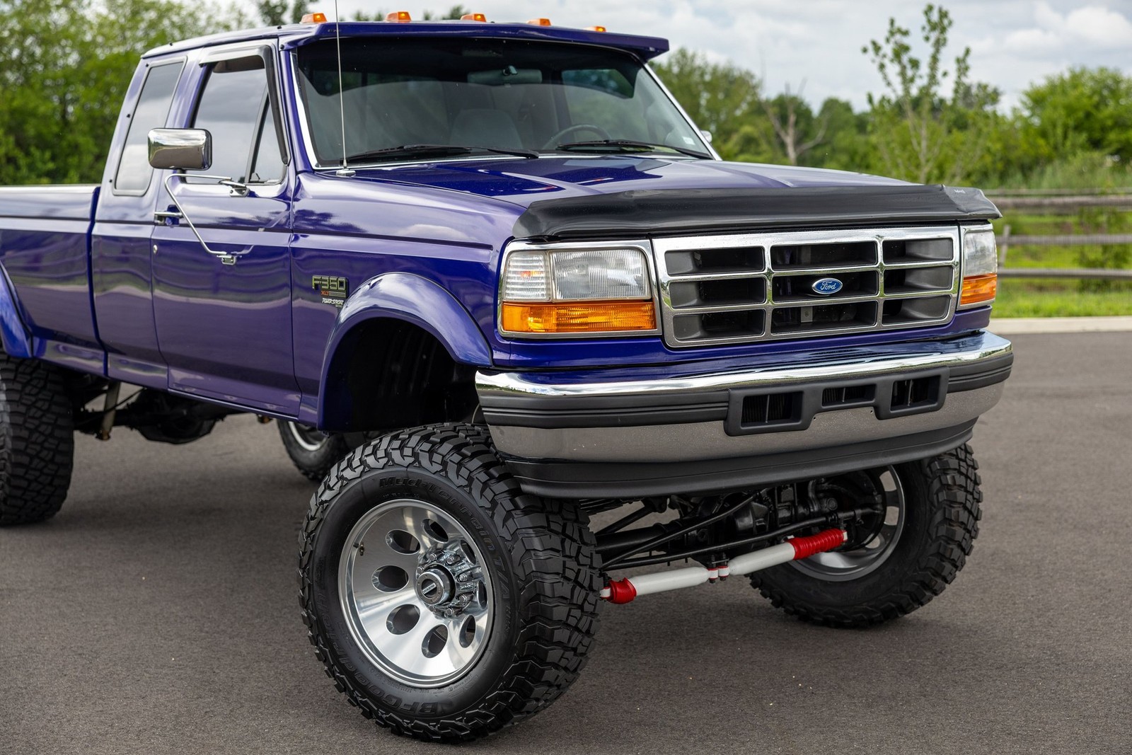 Ford-F-250-1995-Pickup-Truck-2