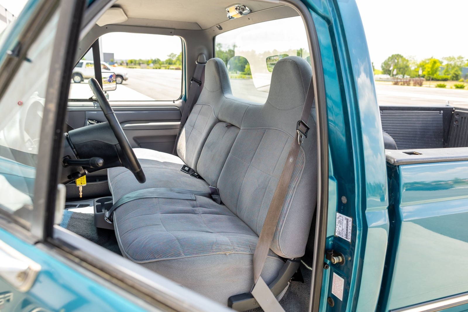 Ford-F-250-1995-Pickup-Truck-30