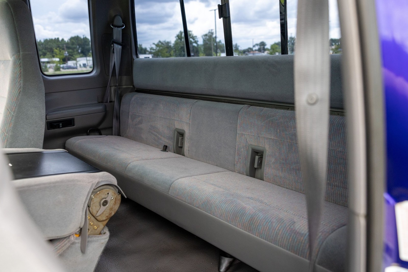 Ford-F-250-1995-Pickup-Truck-33