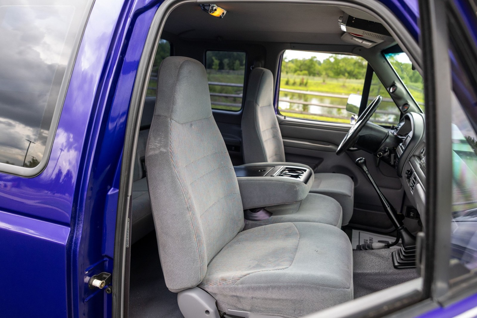 Ford-F-250-1995-Pickup-Truck-34