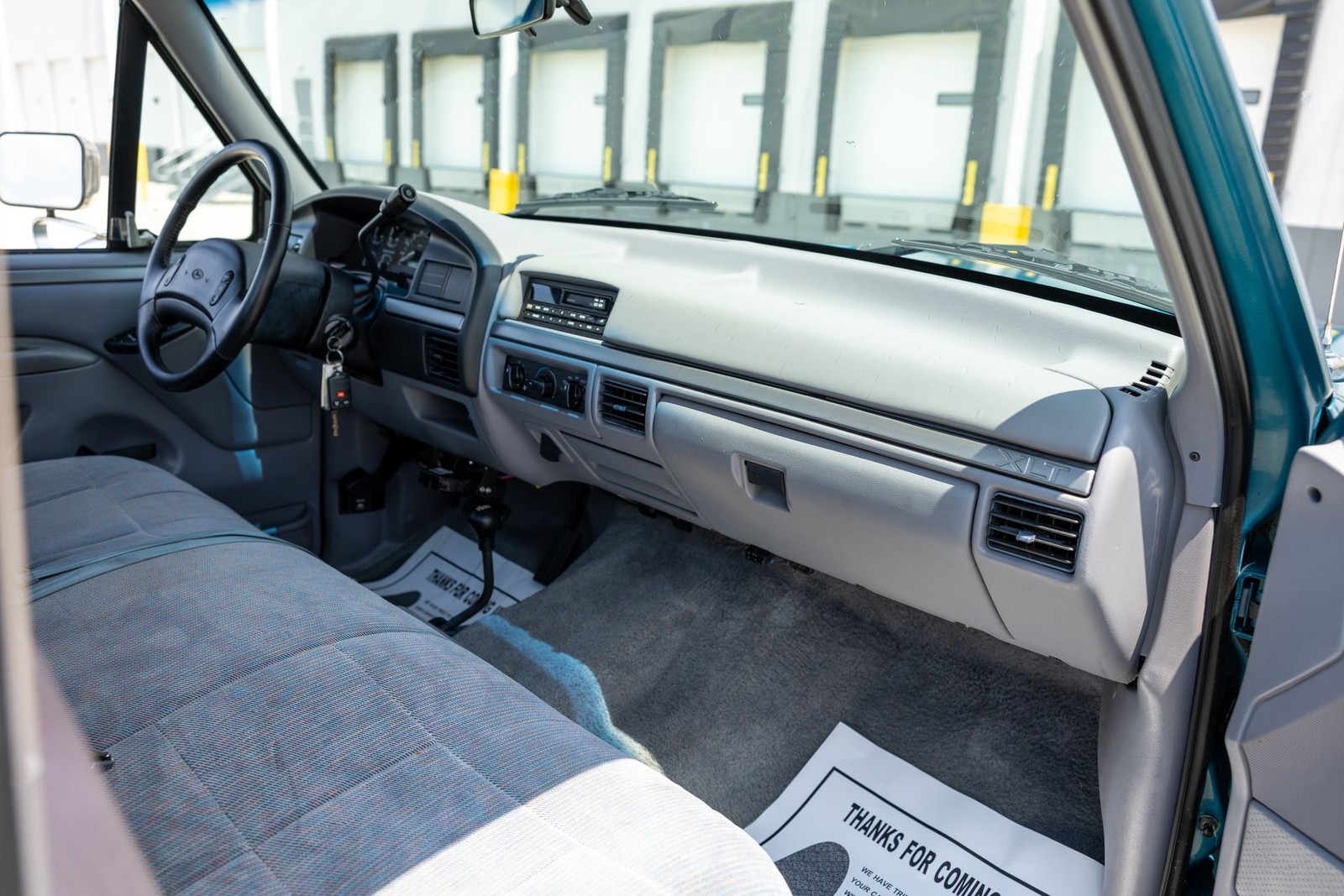 Ford-F-250-1995-Pickup-Truck-35