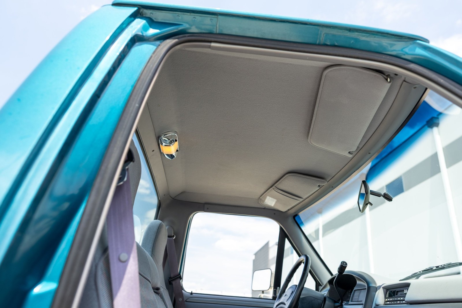 Ford-F-250-1995-Pickup-Truck-37