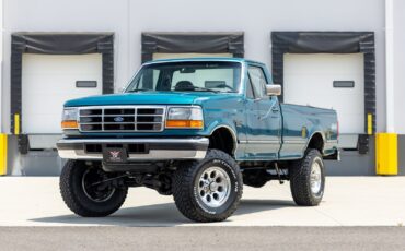 Ford-F-250-1995-Pickup-Truck