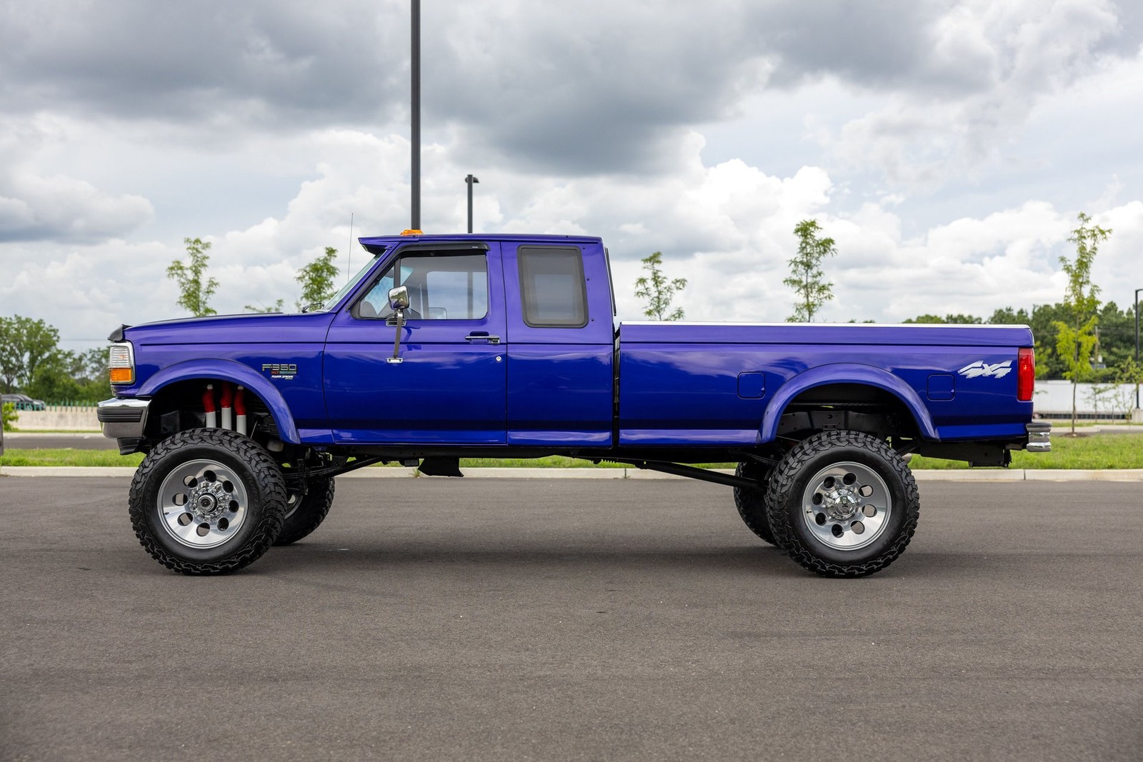 Ford-F-250-1995-Pickup-Truck-9