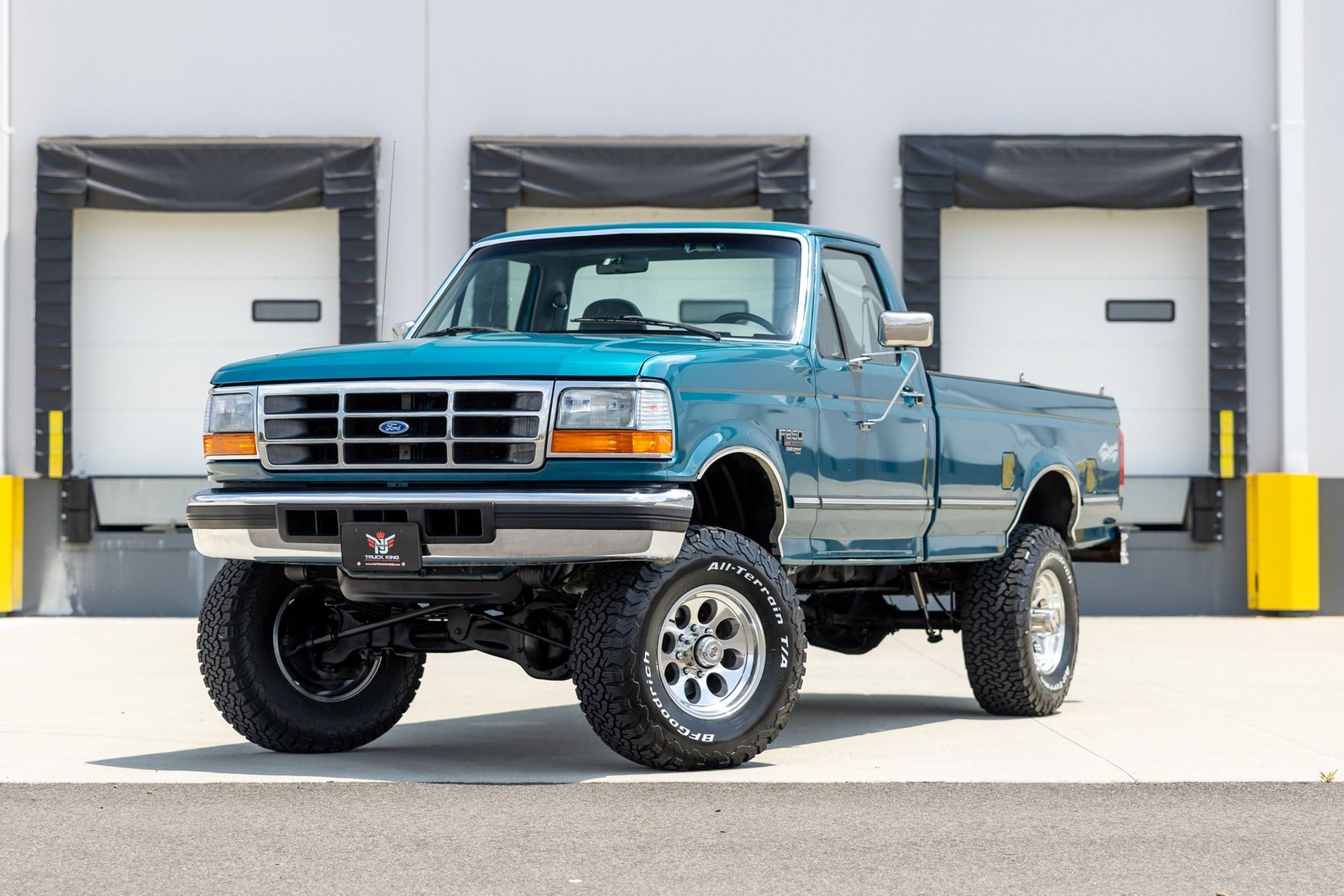 Ford-F-250-1995-Pickup-Truck