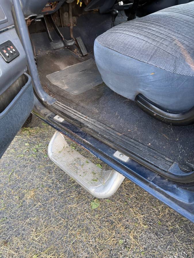 Ford-F-250-diesel-1989-blue-2