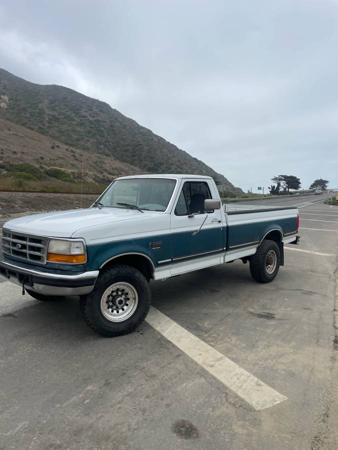 Ford-F-250-diesel-1995-white-7