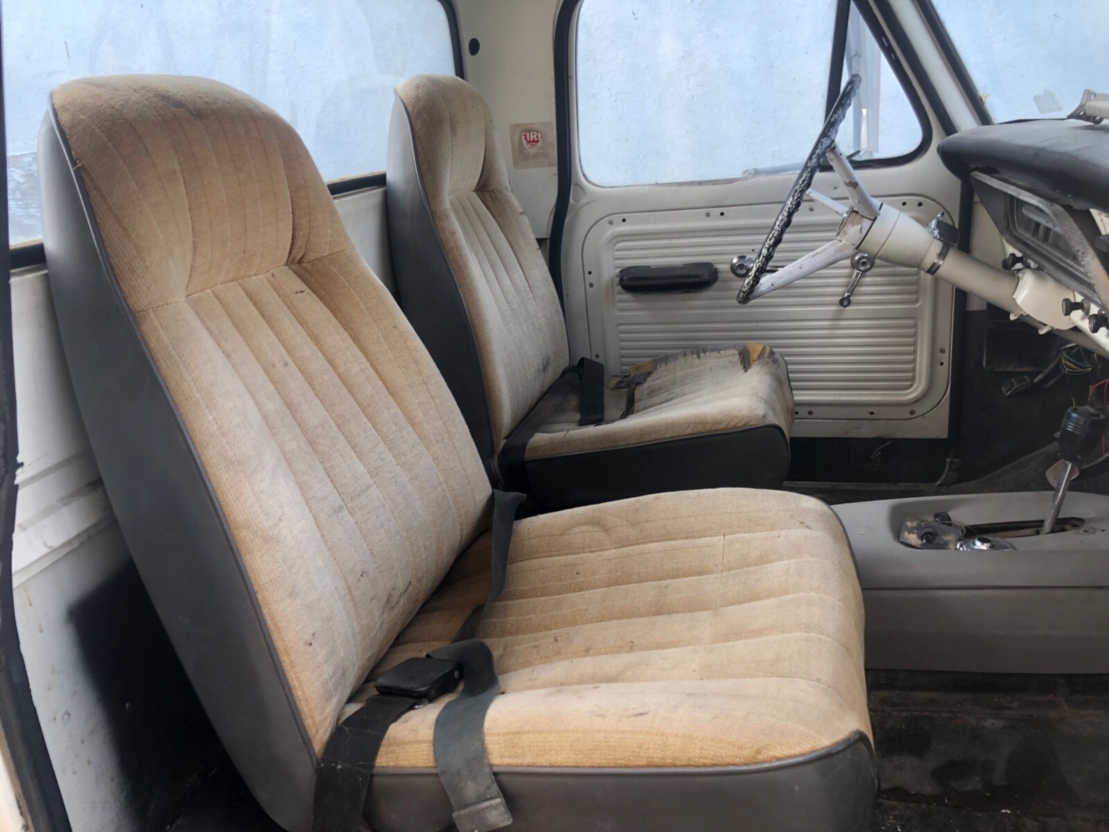 Ford-F-350-1967-5