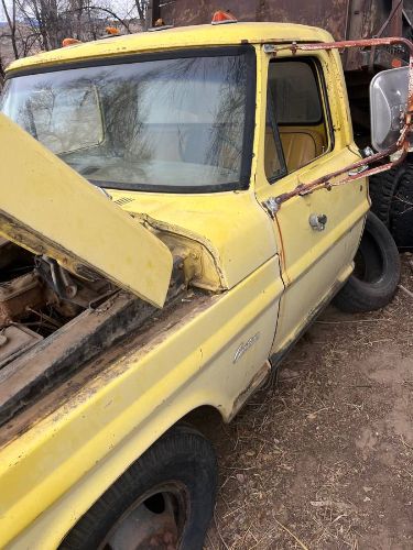 Ford-F-350-1971-Yellow-11