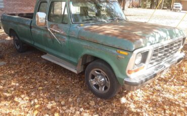 Ford-F-350-1978-green-5