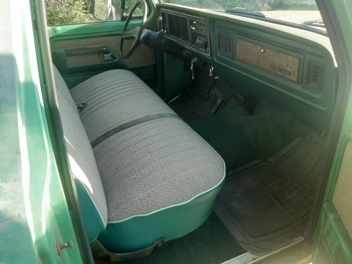 Ford-F-350-1978-green-9