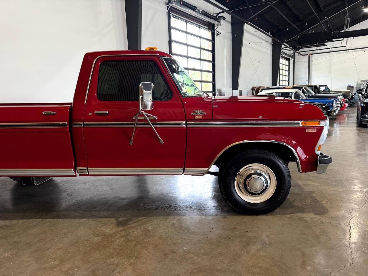 Ford-F-350-1979-Pickup-Truck-12