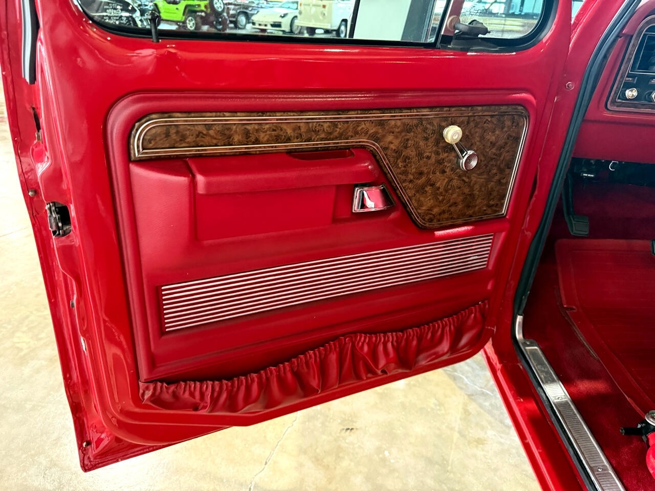 Ford-F-350-1979-Pickup-Truck-19
