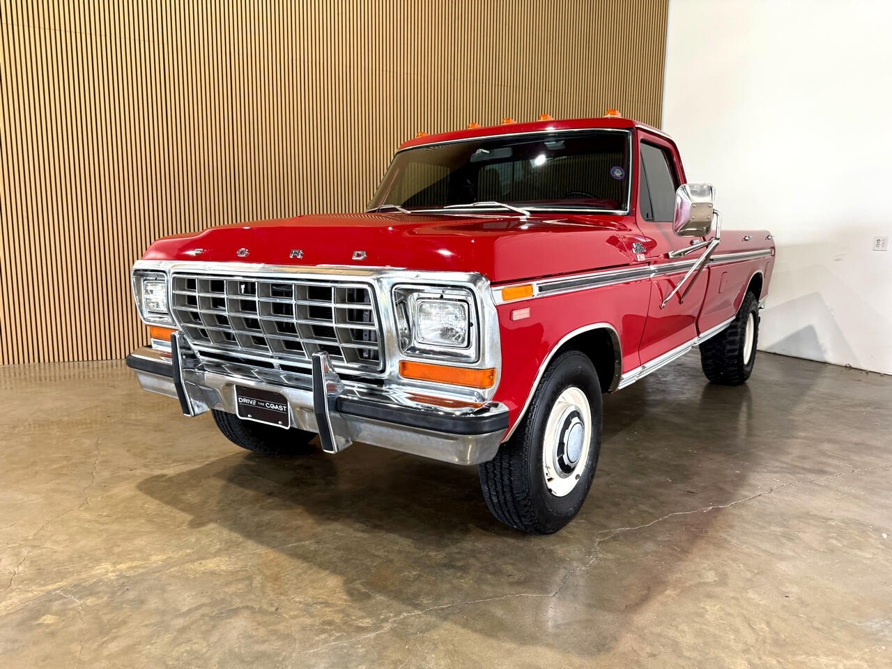 Ford-F-350-1979-Pickup-Truck-2