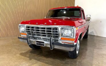 Ford-F-350-1979-Pickup-Truck-3