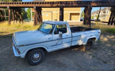 Ford-F-350-1979-Pickup-Truck