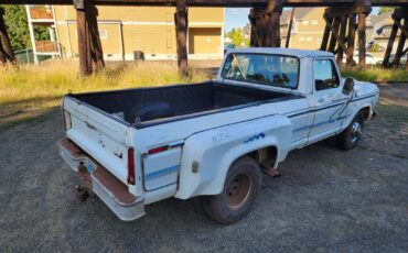 Ford-F-350-1979-Pickup-Truck-7