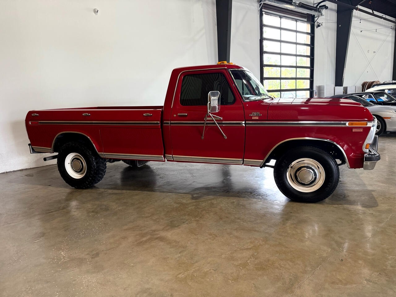 Ford-F-350-1979-Pickup-Truck-9