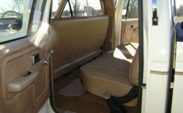 Ford-F-350-1985-White-11