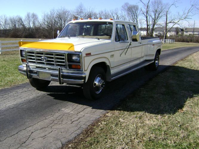 Ford-F-350-1985-White-14