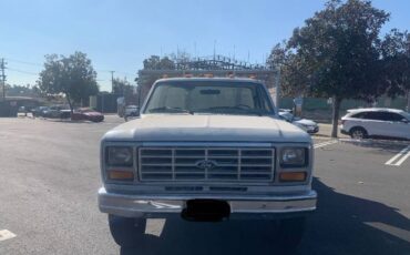 Ford-F-350-1986-White-1