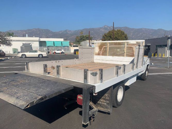 Ford-F-350-1986-White-12