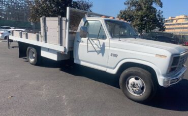 Ford-F-350-1986-White-15