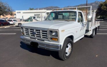 Ford-F-350-1986-White
