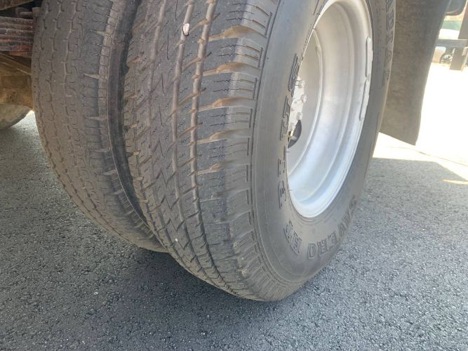 Ford-F-350-1986-White-9