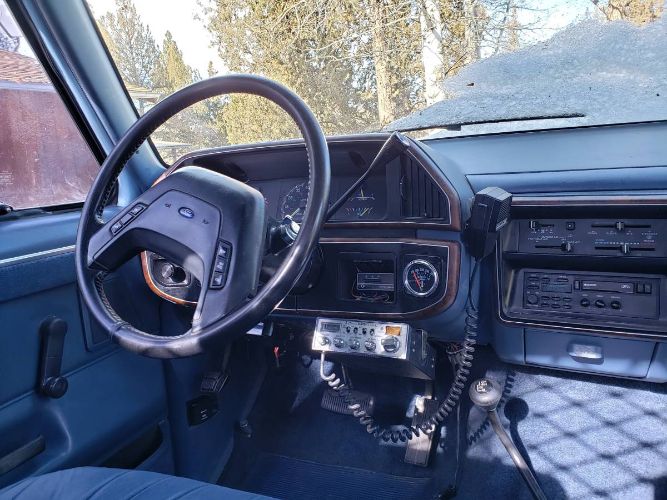 Ford-F-350-1987-Blue-4