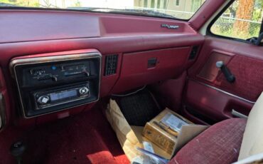 Ford-F-350-1988-Custom-9