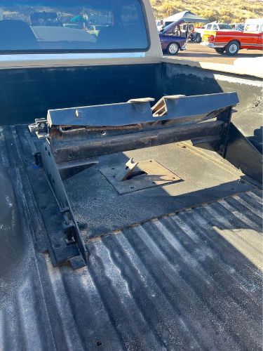 Ford-F-350-1988-Tan-Red-1