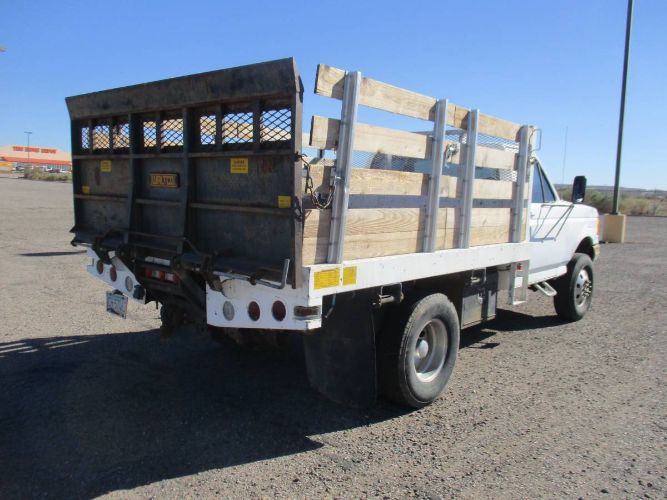 Ford-F-350-1990-White-12