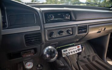 Ford-F-350-1993-13