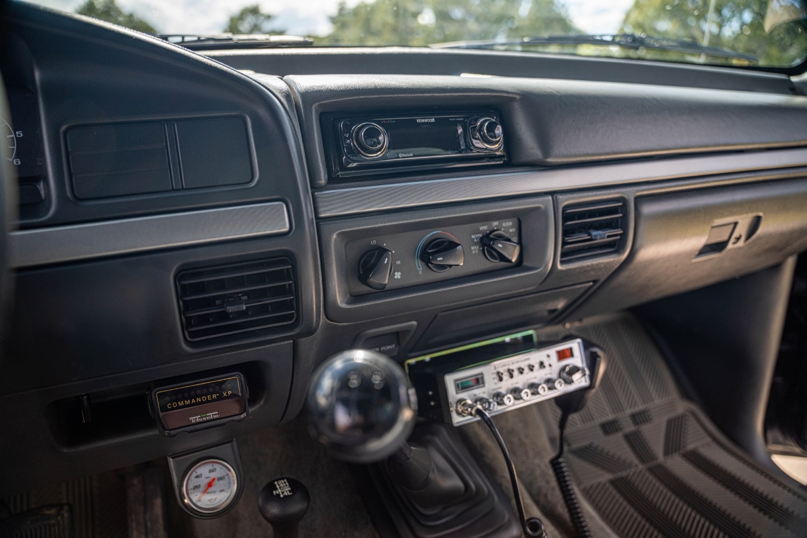 Ford-F-350-1993-13