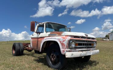 Ford-F-Series-1961-Cab-Chassis-2