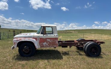 Ford-F-Series-1961-Cab-Chassis-3