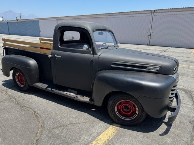 Ford-F1-1949-Standard-Cab-Pickup-3